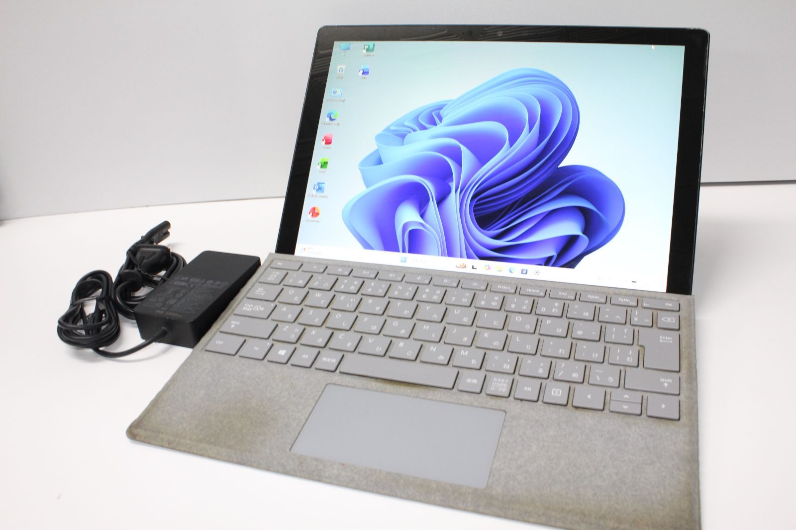 Surface Pro7/Intel Core i7/256GB/メモリ16GB ⑥