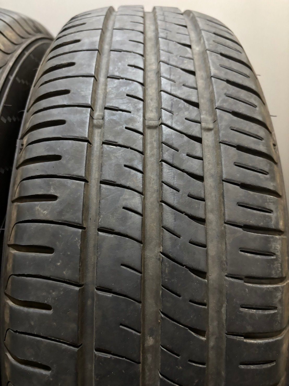 ☆195/65R15 DUNLOP/ENASAVE EC204 24年製 夏タイヤ サマータイヤ 4本