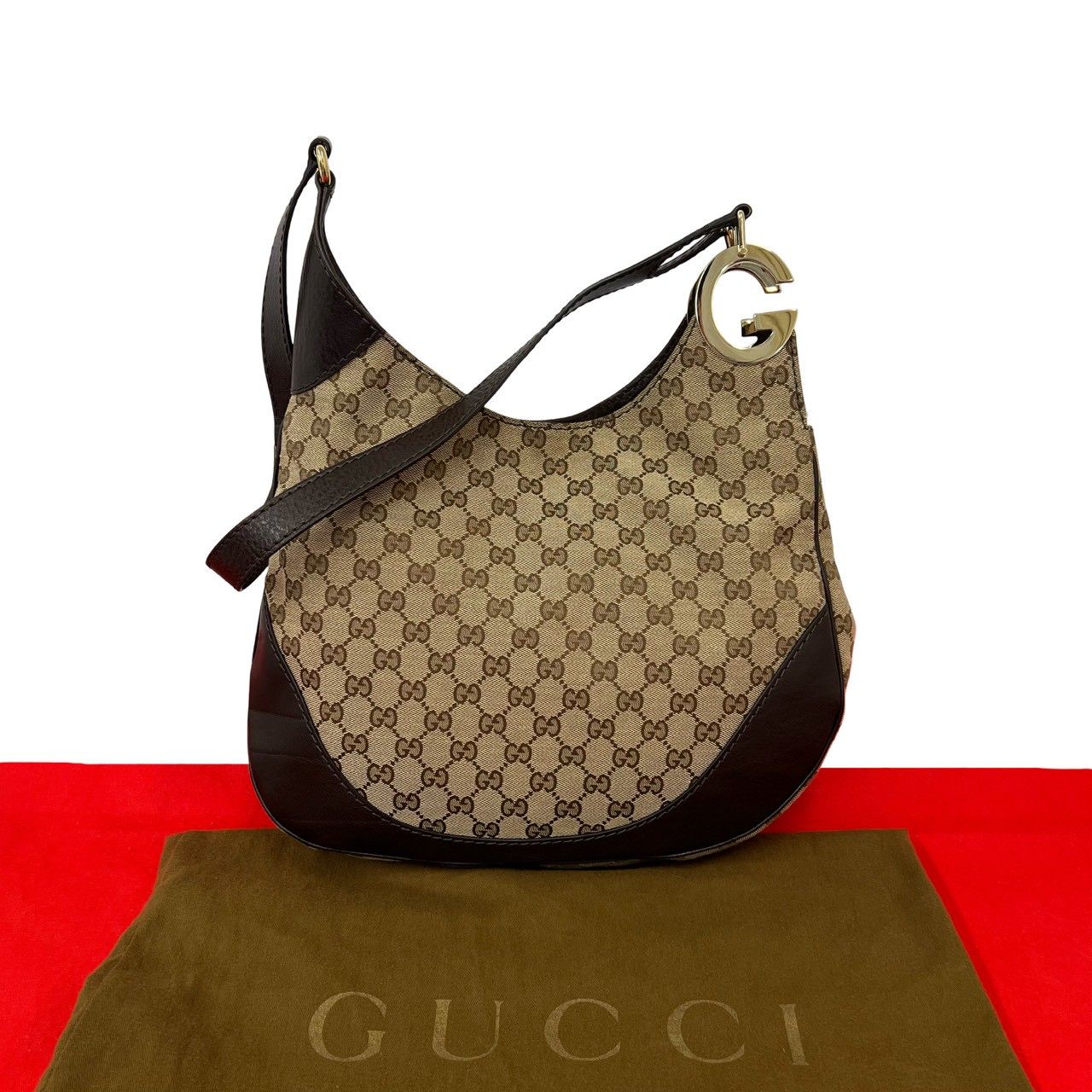 極 美品 袋付き GUCCI グッチ ロゴ 金具 GG 柄 キャンバス レザー 本革 ショルダーバッグ ボディバッグ ブラウン ベージュ 05554