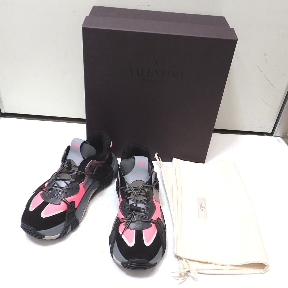 Ft643751 ヴァレンティノ・ガラヴァーニ 靴 スニーカー TY2S0C75CDK グレー/ブラック/ピンク #42 メンズ Valentino Garavani 中古