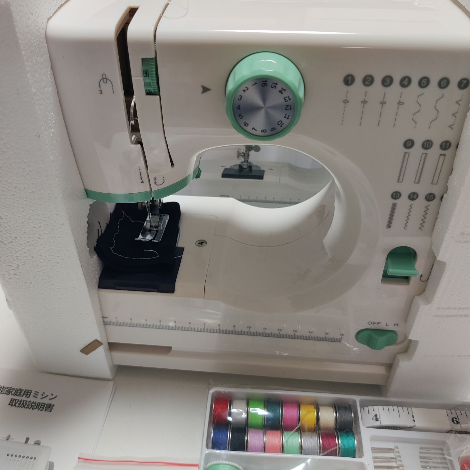 コンパクト電動ミシン (緑) 家庭用電動ミシン コンパクトミシン アップグレード16種の縫い目 操作