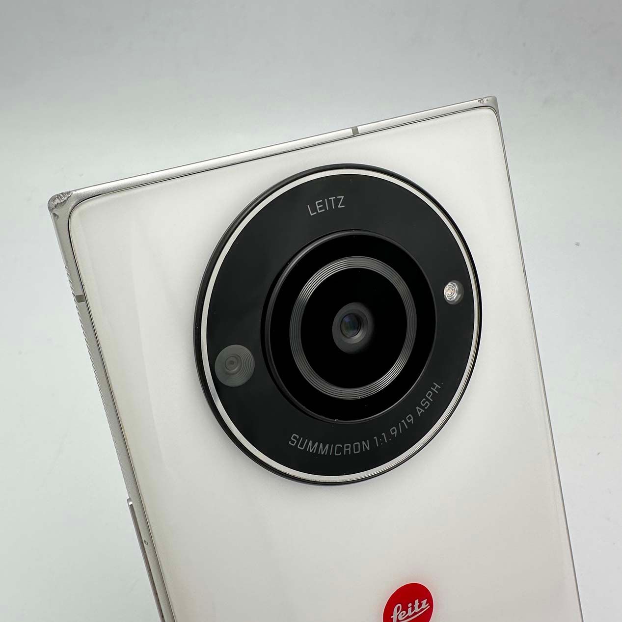 Leitz Phone2 LP-02 512GB ホワイト 中古Cランク 1年保証 - メルカリ