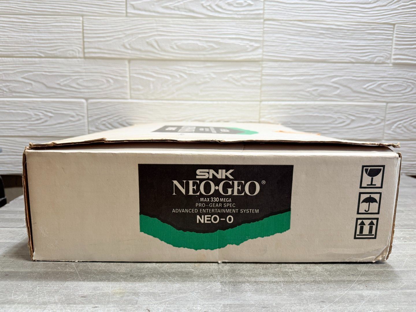 【箱のみ】ネオジオ 希少 SNK NEO-GEO ネオジオ 本体 空箱のみ NEO-0 120526 - メルカリ