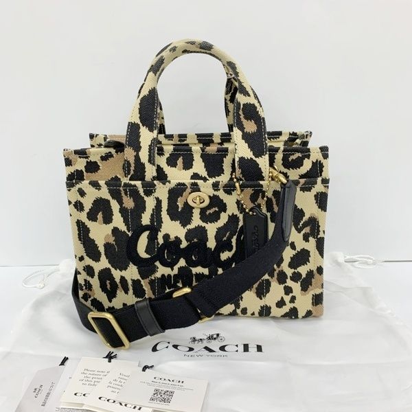 COACH コーチ カーゴ トートバッグ ショルダー カバン 2WAY レオパード ヒョウ柄 CP769 CARGO TOTE 26 レディース ベージュ 鞄 DF19179■