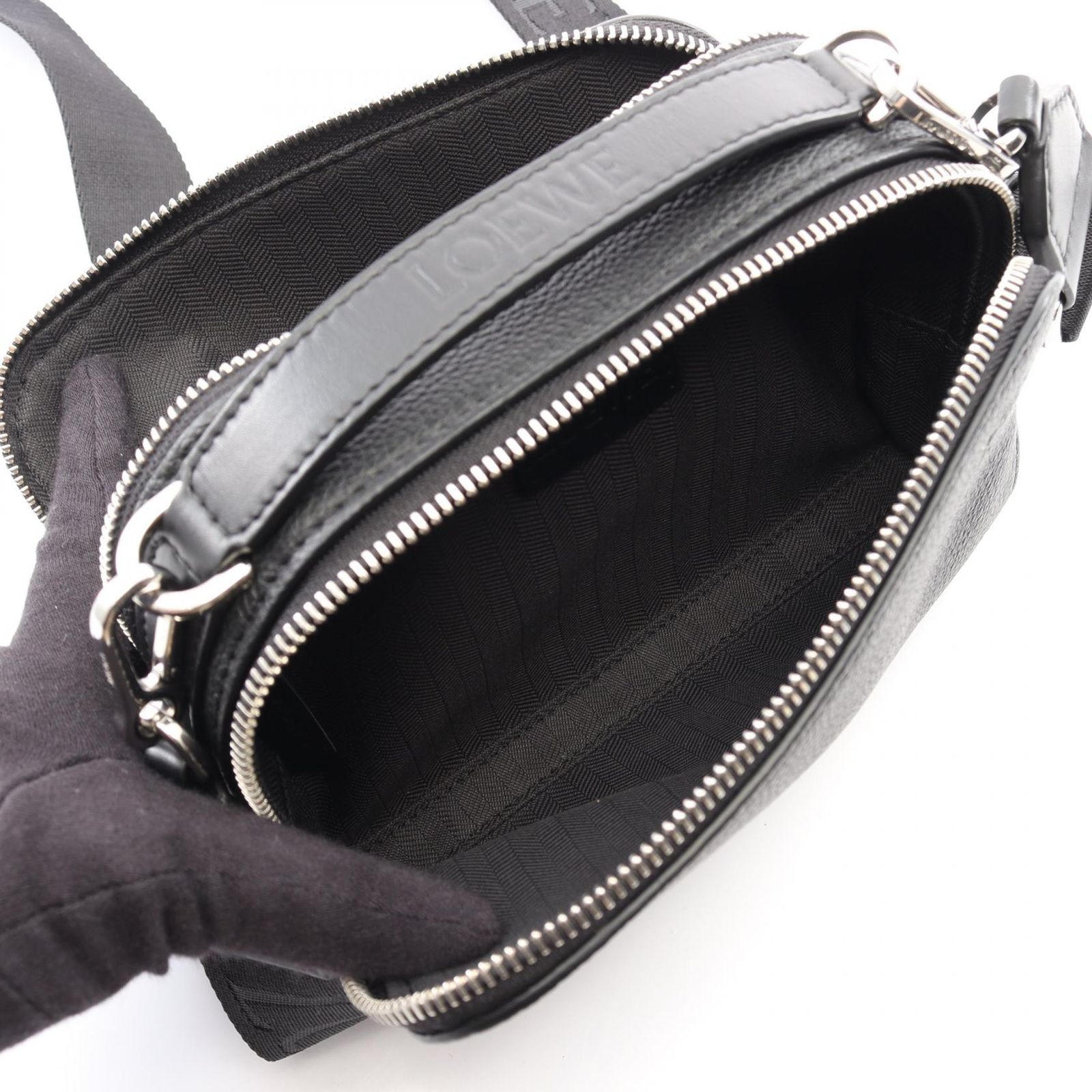 ボディカメラ Loewe ハンドバッグ ロエベ カメラバッグ レディース