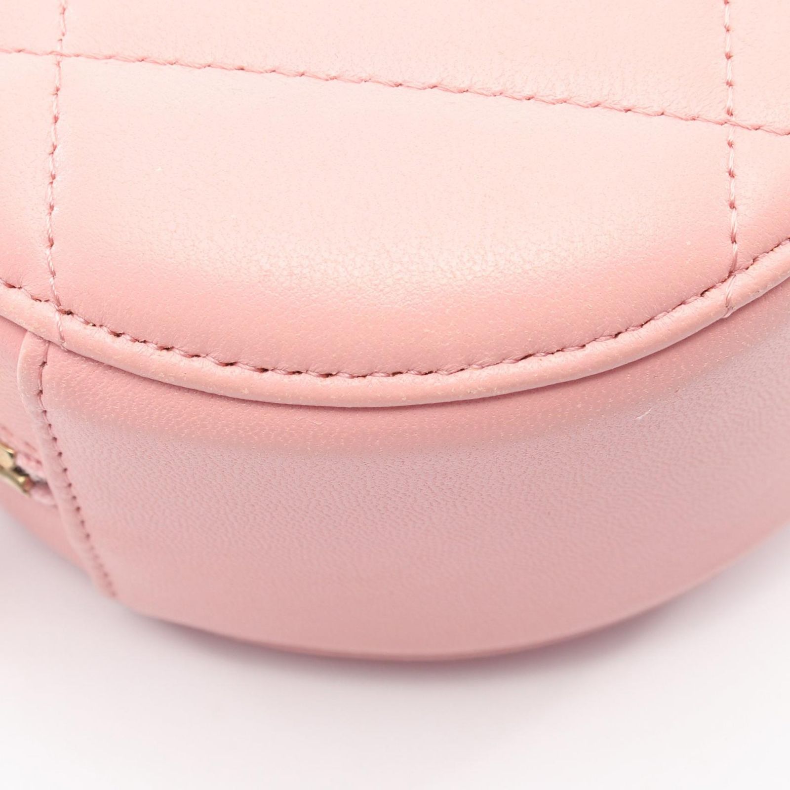シャネル CHANEL ショルダーバッグ シャネル19 マトラッセ ラウンド 
