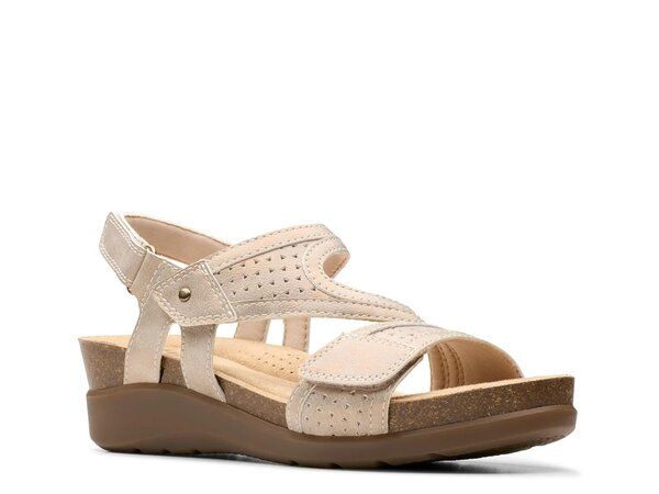 クラークス レディース シューズ サンダル Clarks Calenne Carmen Wedge Sandal Rose Gold Metallic ゴールド