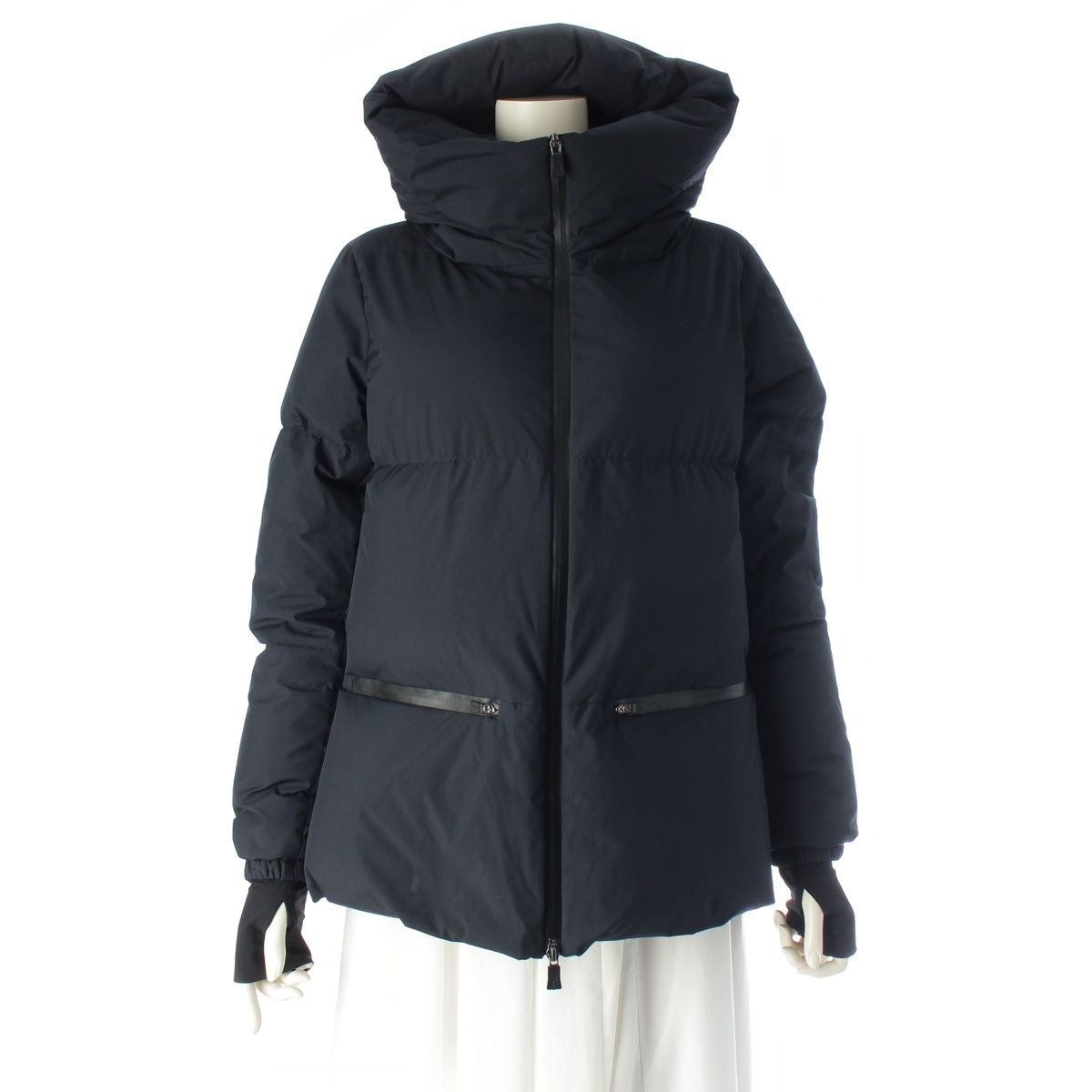 ヘルノ ゴアテックス ラミナー 2-LAYER フード付き ブルゾン ダウンジャケット ダークネイビー 40【中古】