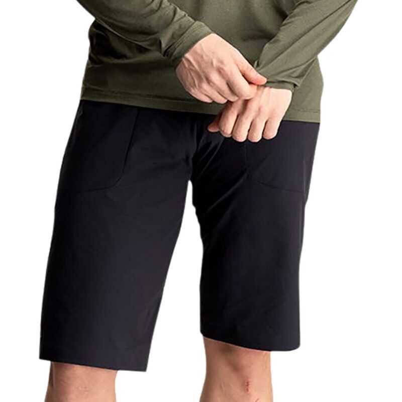 セブンメッシュインダストリー メンズ ボトムス ハーフパンツ・ショーツ 7mesh Industries Glidepath Short Mens Black ブラック