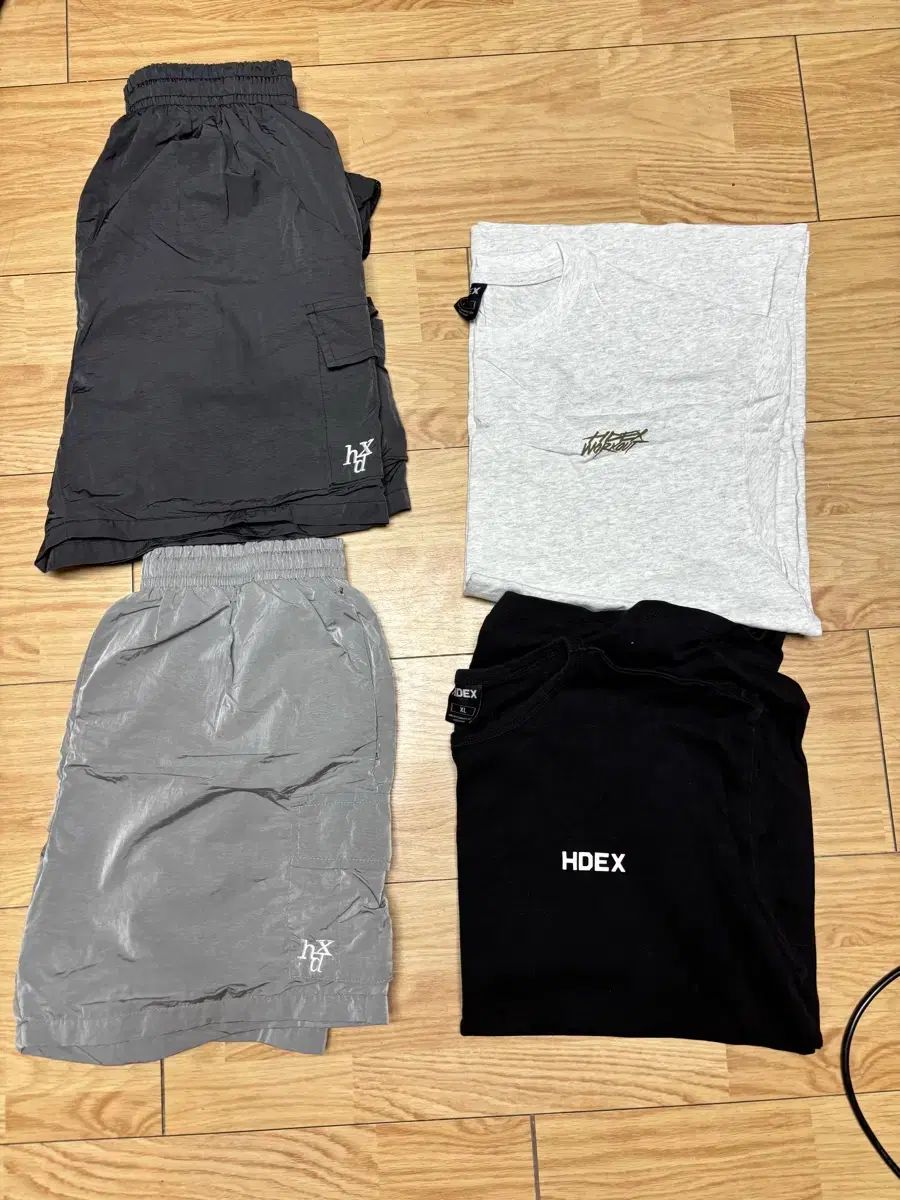 Hdex 半袖ハーフパンツ
