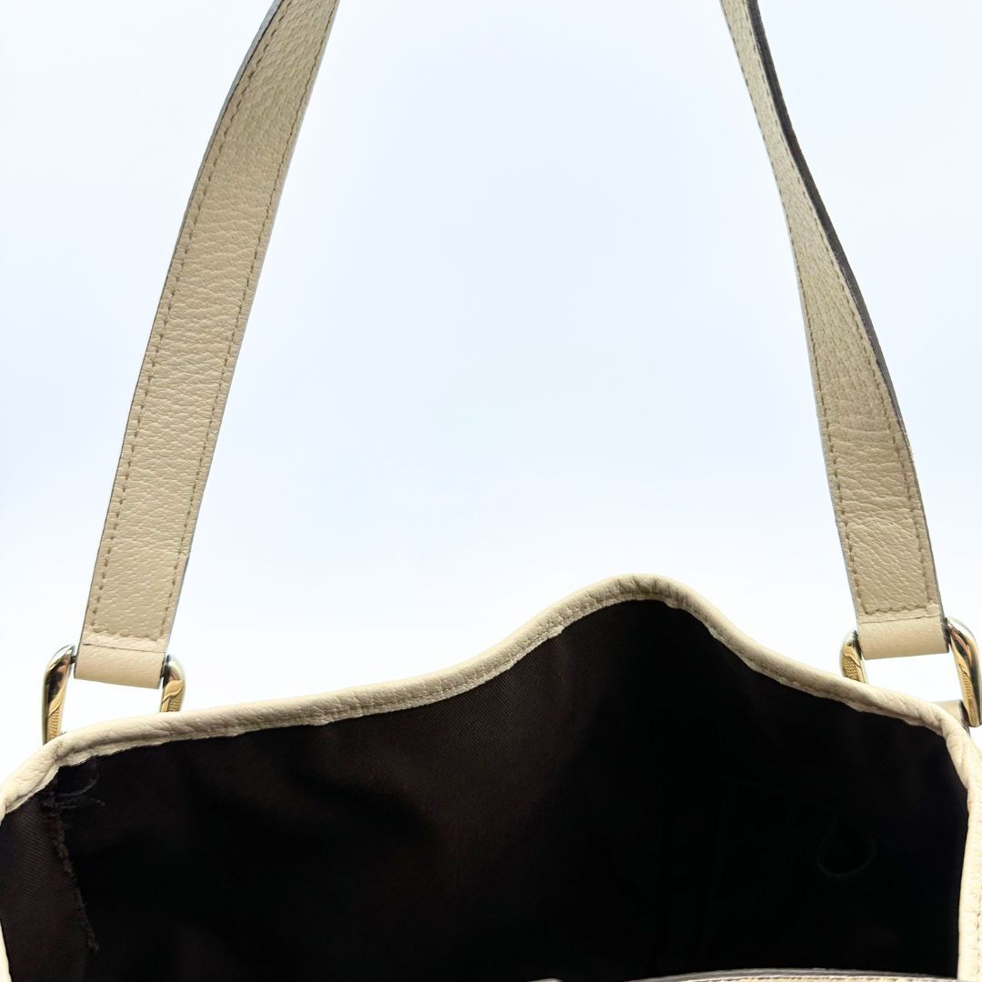 美品】Gucci アビー GGキャンバス トートバッグ - メルカリ