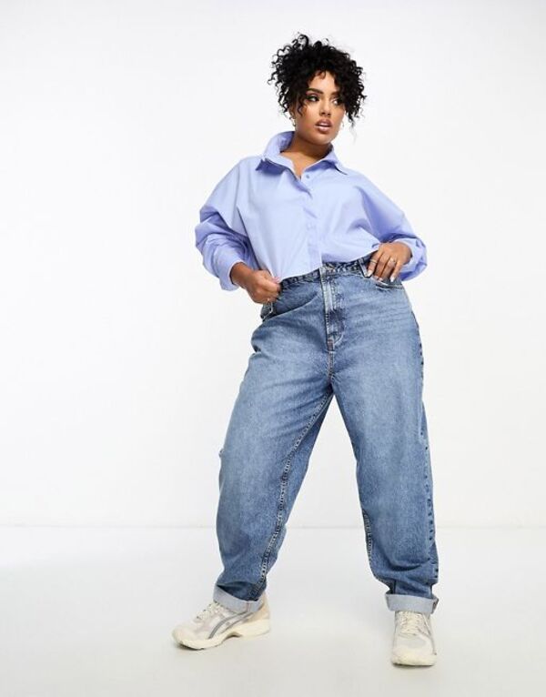 エイソス レディース ボトムス デニムパンツ ジーンズ ASOS Curve ASOS DESIGN Curve relaxed mom jeans in mid MID BLUE ブルー