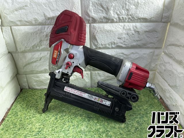 ▽【中古】MAX 常圧エアネイラ TA-238F2(D)4MAフロア 肩巾4mm 足長19~38mm 本体 エア工具 釘打機 マックス