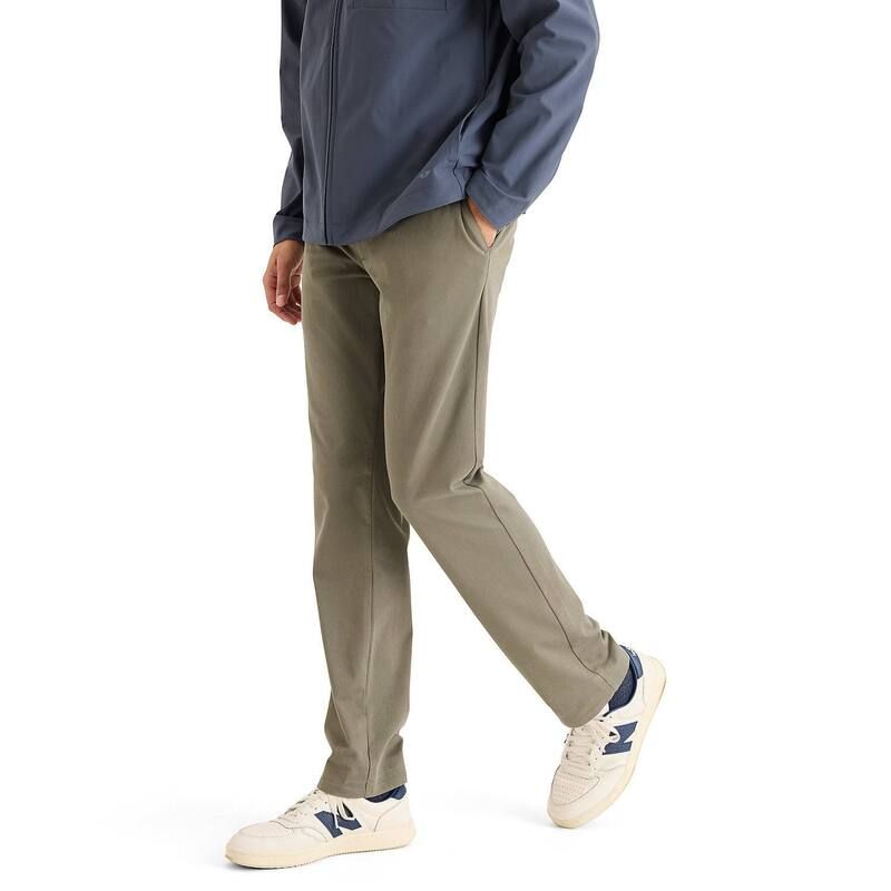 ドッカーズ メンズ ボトムス カジュアルパンツ スリムフィット Men s Dockers Go Activeflex Chino Slim Fit Pants Camo Green グリーン