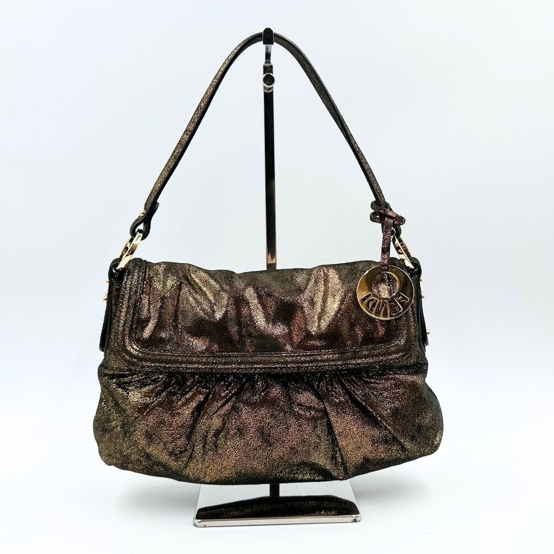 【美品】フェンディ フォーマルバッグ トップハンドル エフイズ ゴールド金具 美品】Fendi シェフバッグ メタル ゴールド ショルダーバッグ - メルカリ