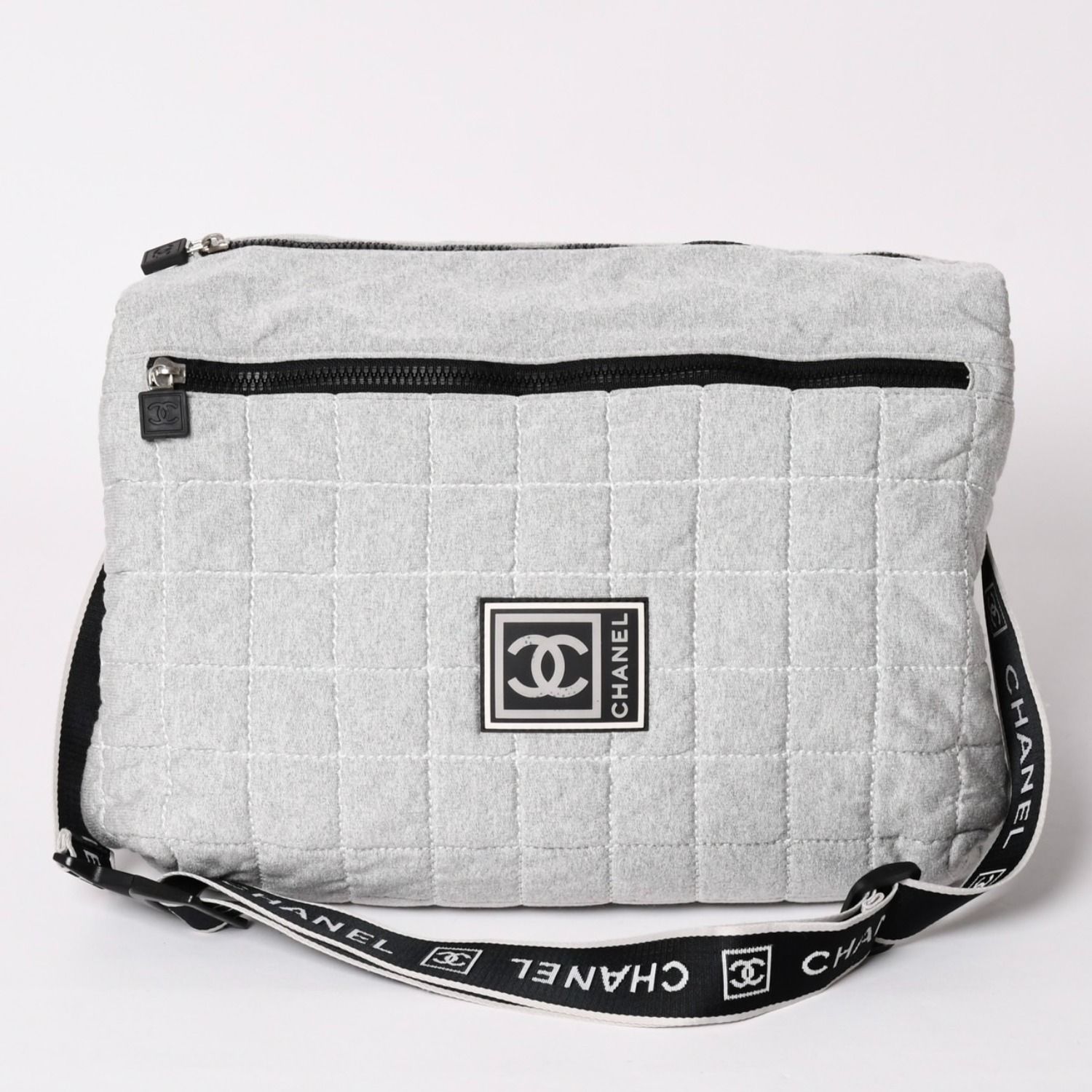 CHANEL シャネル スポーツライン ショルダーバッグ A28543 10番台 ココ