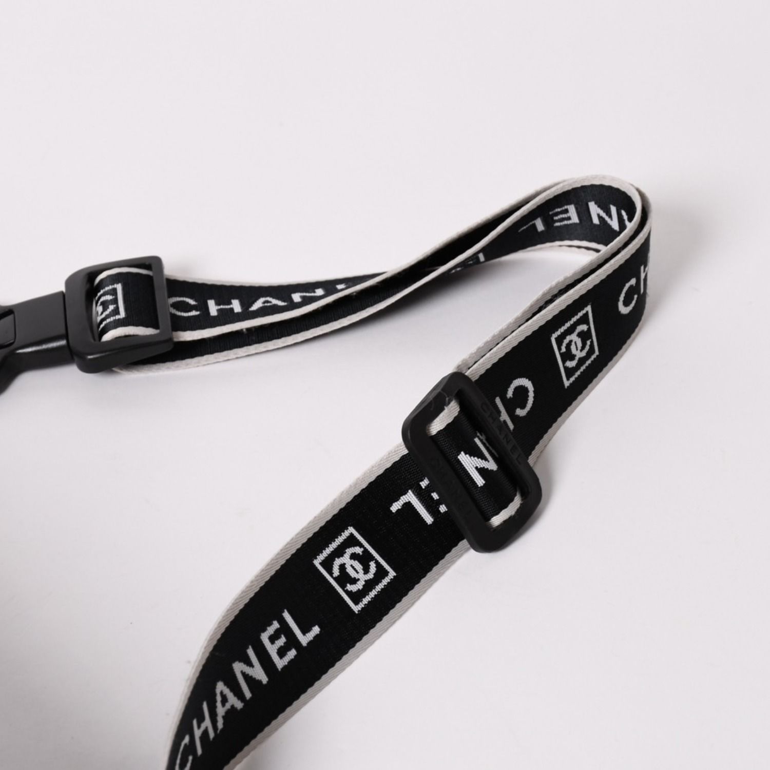 CHANEL シャネル スポーツライン ショルダーバッグ A28543 10番台 ココ 