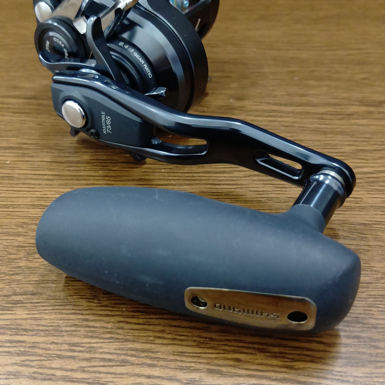 シマノ(SHIMANO) 19 オシアジガー F カスタム 1500HG ベイトリール