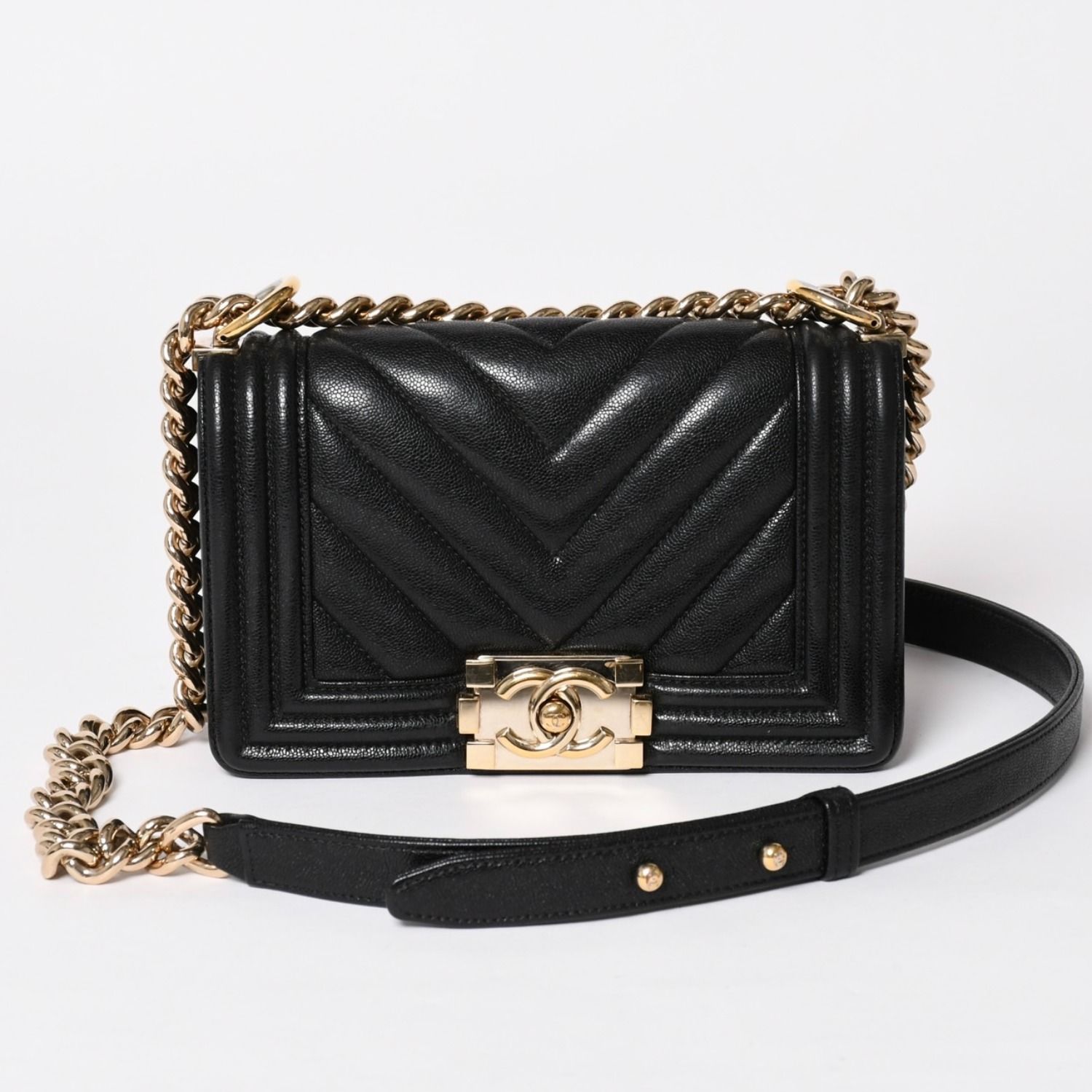 極美品 CHANEL シャネル ボーイシャネル チェーンショルダーバッグ V字 