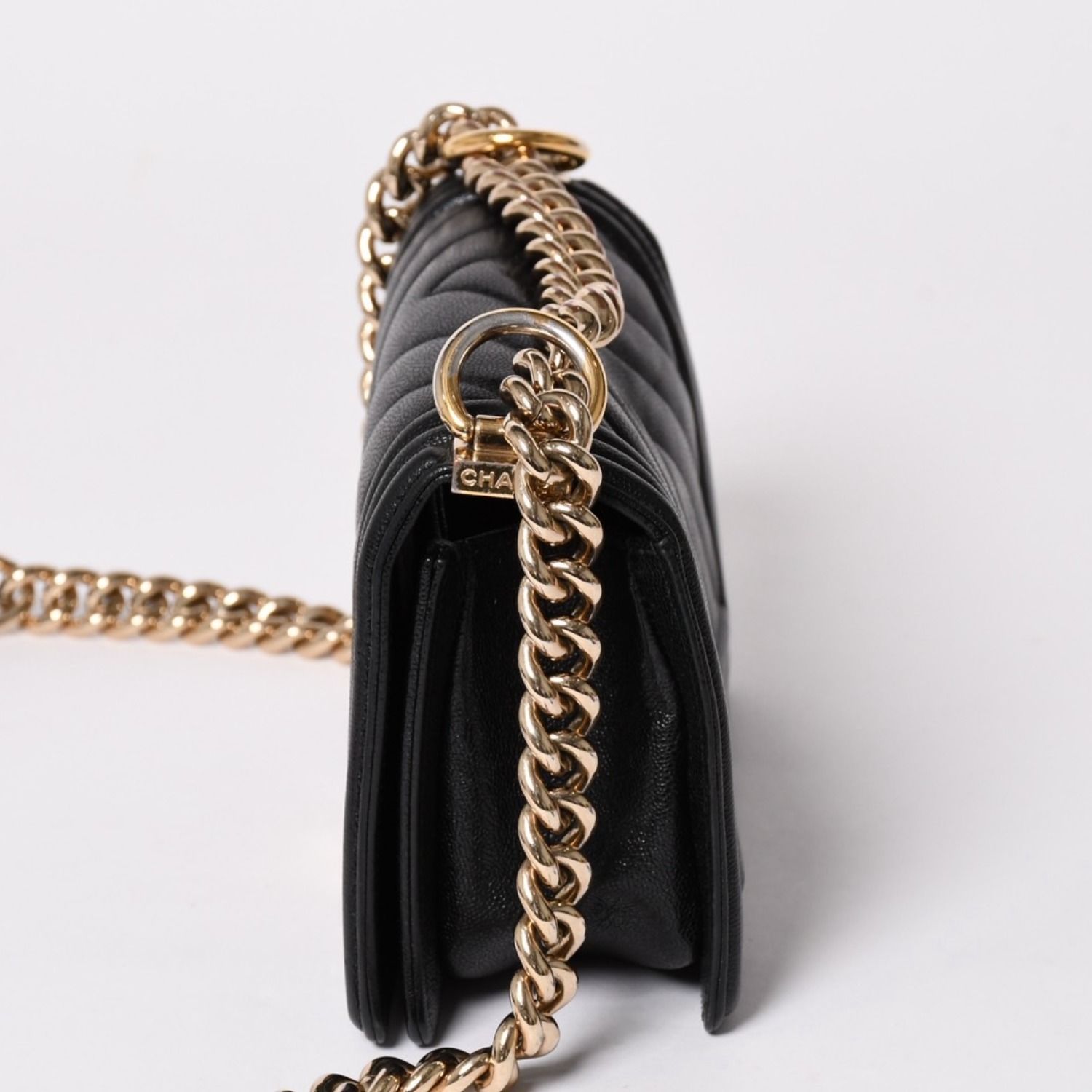 極美品 CHANEL シャネル ボーイシャネル チェーンショルダーバッグ V字 