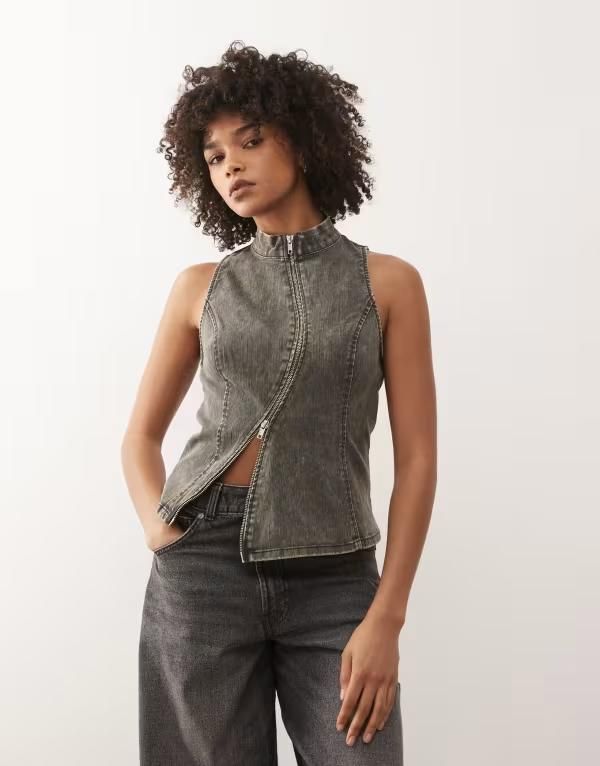 ウィークデイ レディース トップス Tシャツ ハイネック Weekday high neck top with zip detail in washed gray グレー