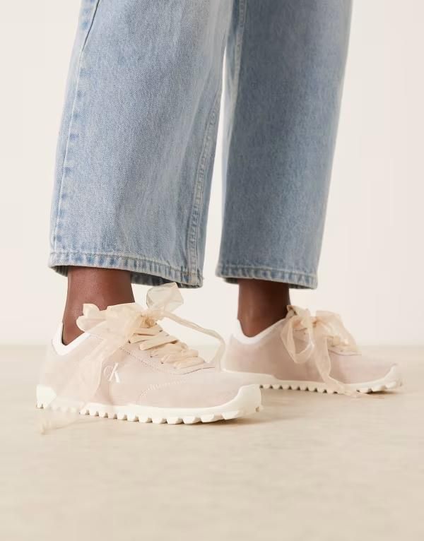 カルバンクライン レディース シューズ スニーカー スエード ジーンズ Calvin Klein Jeans low profile suede sneakers Light Cashew ベージュ