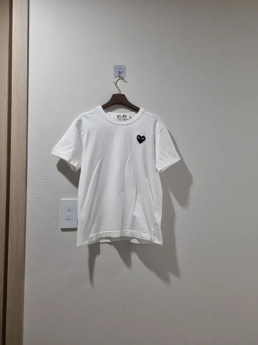 コム・デ・ギャルソン ハート ロゴ 半袖Tシャツ 24fw 6,315円