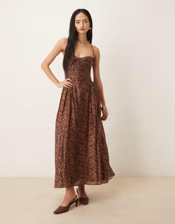 バードット レディース トップス ワンピース プリント レース マキシ Bardot Estie sweetheart neckline gathered hipstrappy lace up back detail printed maxi dress in