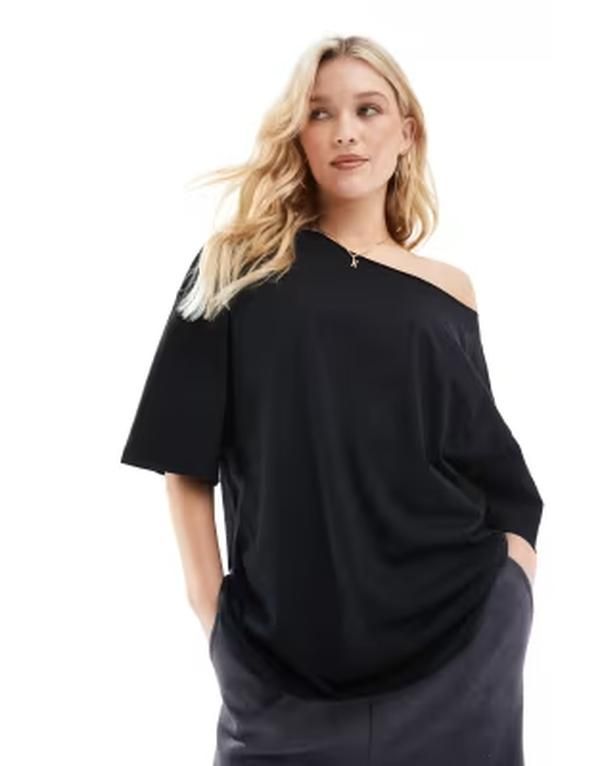 エイソス レディース トップス Tシャツ オフショルダー ASOS DESIGN slouchy offshoulder oversized tee Black ブラック
