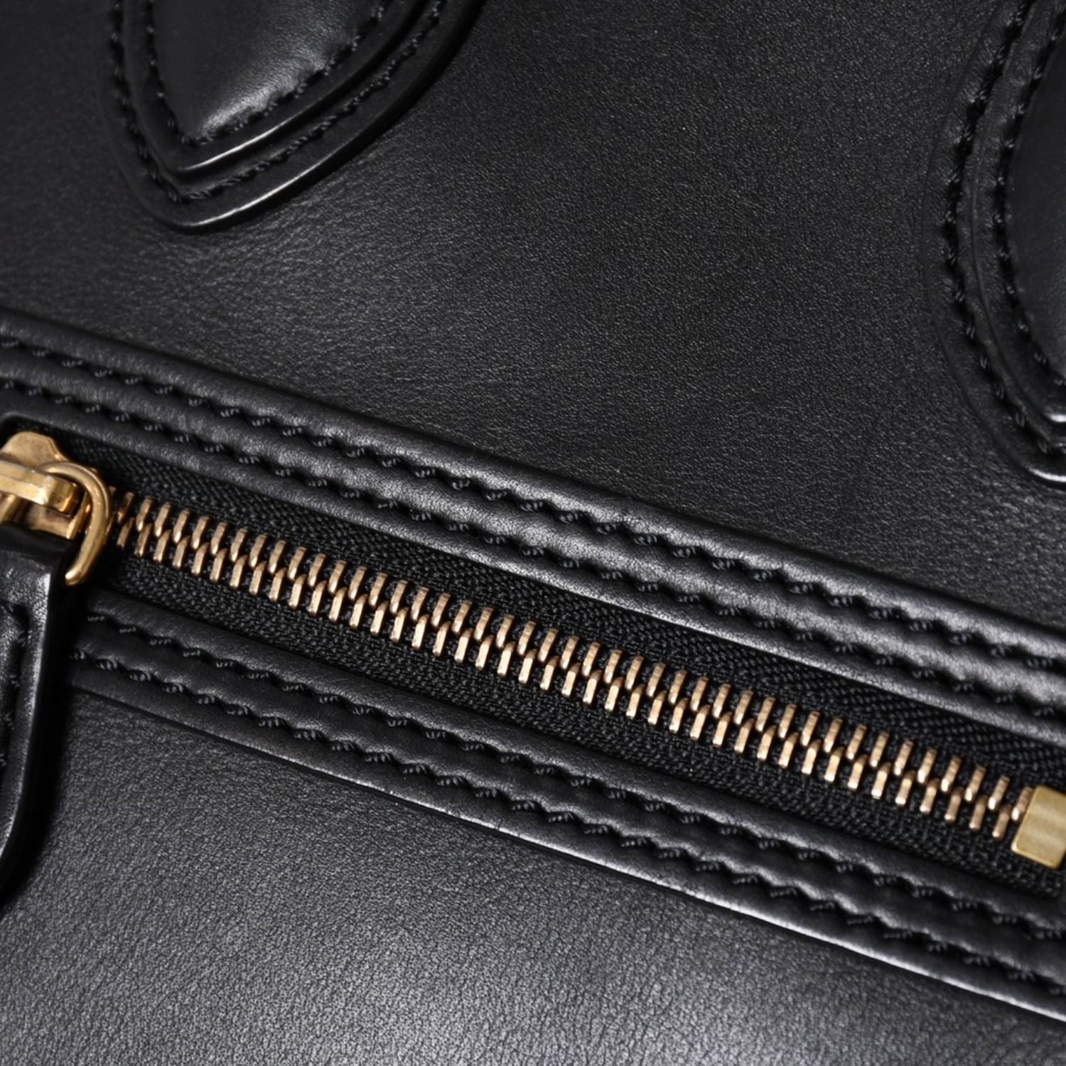 極美品 CELINE セリーヌ ラゲージマイクロショッパー ショルダーバッグ
