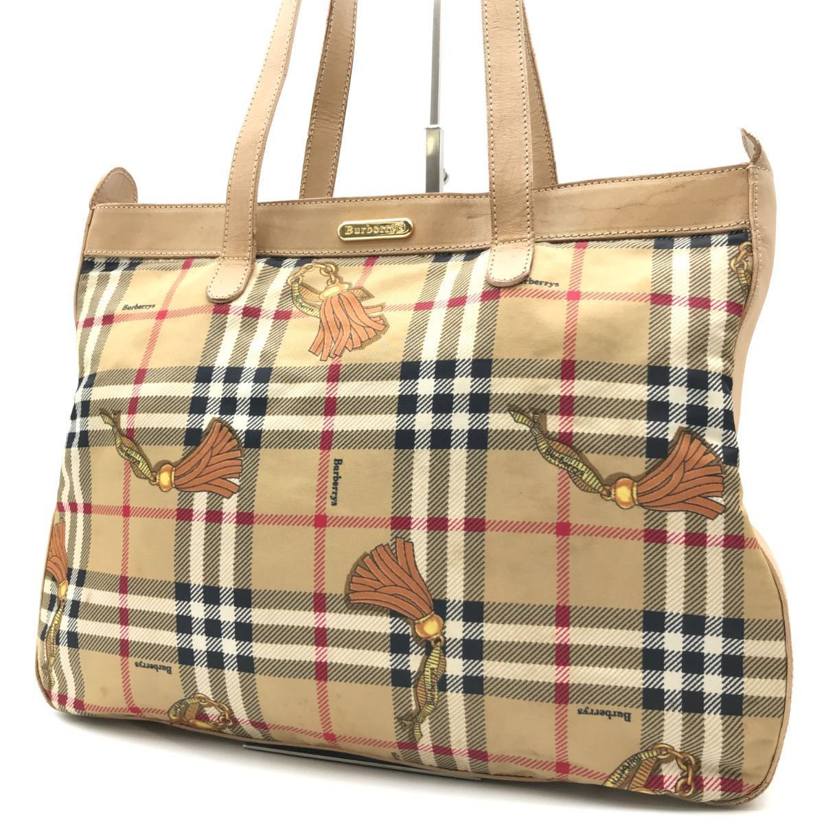 BURBERRY　バーバリー　ショルダーバッグ　トートバッグ　タッセルデザイン　ノバチェック　ナイロン×レザー　肩掛け　2122