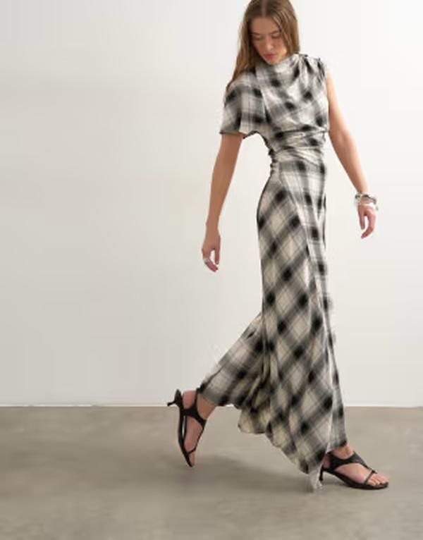 トップショップ レディース トップス ワンピース アシンメトリー プリント マキシ Topshop asymmetric tucked side maxi dress and white plaid print Mono check チェック
