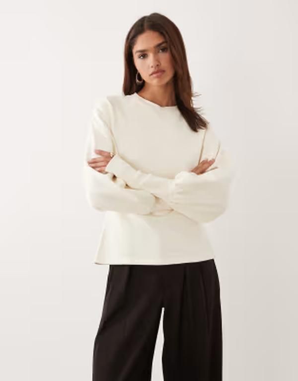 エイソス レディース トップス Tシャツ ASOS DESIGN long sleeve cinched top in buttermilk