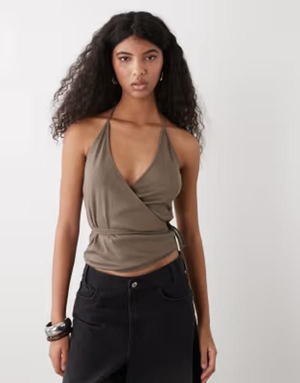 ウィークデイ レディース トップス Tシャツ ホルター Weekday halter wrap top in mole