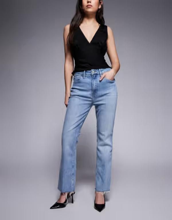 グッドアメリカン レディース ボトムス デニムパンツ ジーンズ Good American good kick flare jeans in light blue wash LIGHT BLUE ブルー