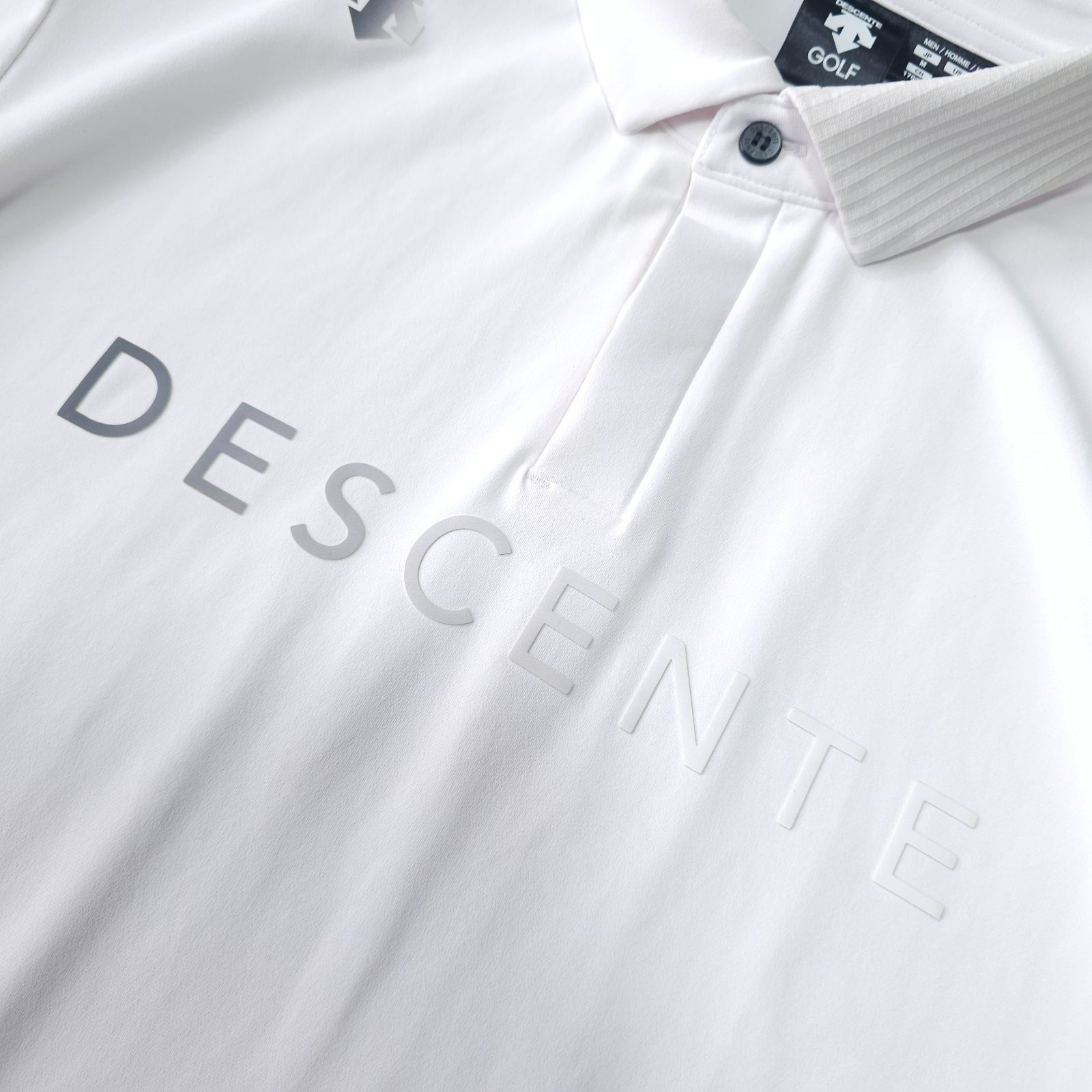 👌値下げ交渉受付中】美品 DESCENTE GOLF 近年モデル 半袖 ゴルフ