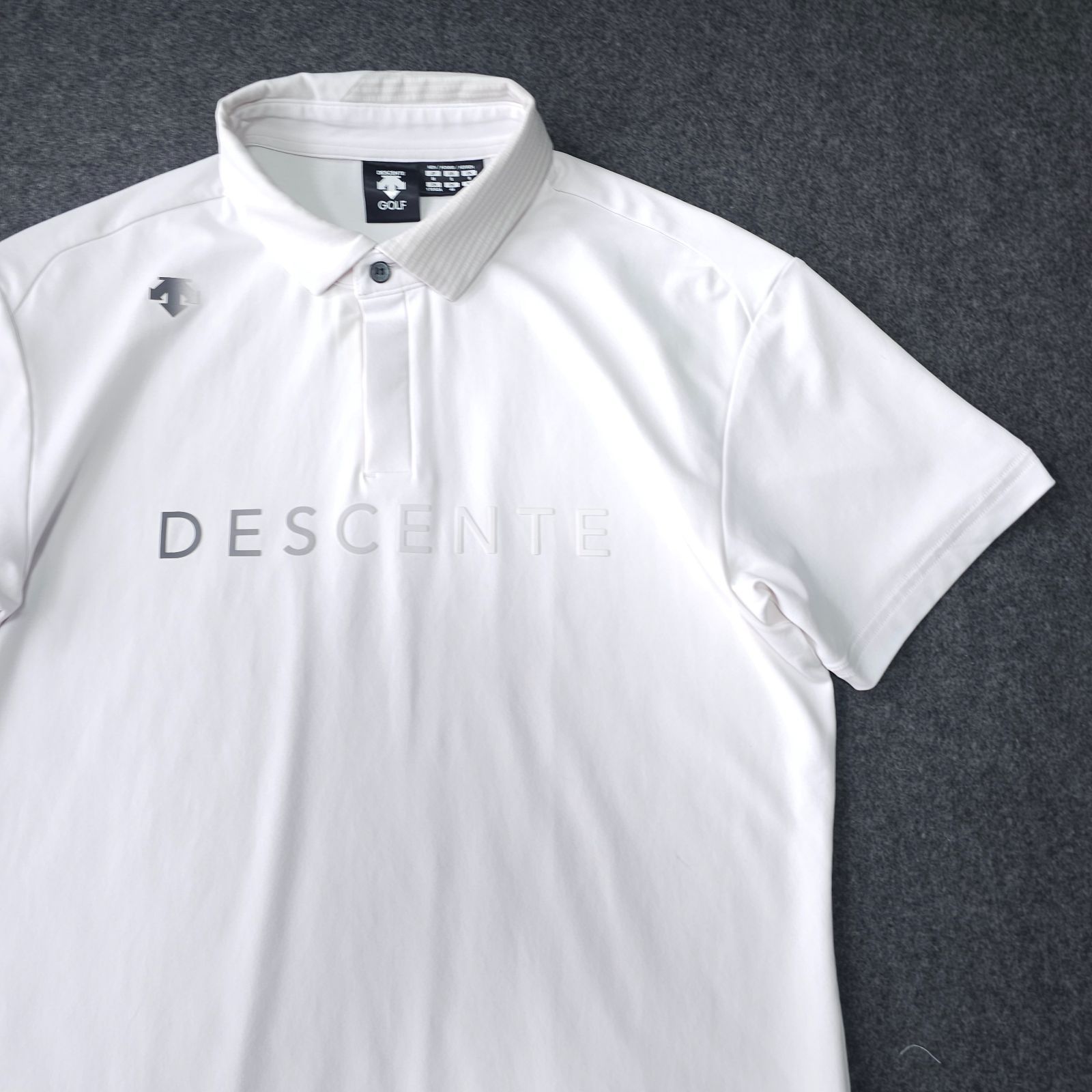 👌値下げ交渉受付中】美品 DESCENTE GOLF 近年モデル 半袖 ゴルフ