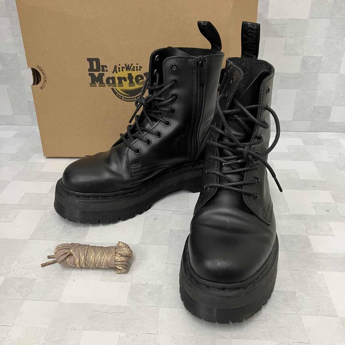 Dr.Martens ドクターマーチン ブーツ JADON MONO 42735001 箱有り 箱に破損有り 替え紐有り ブラック 25cm