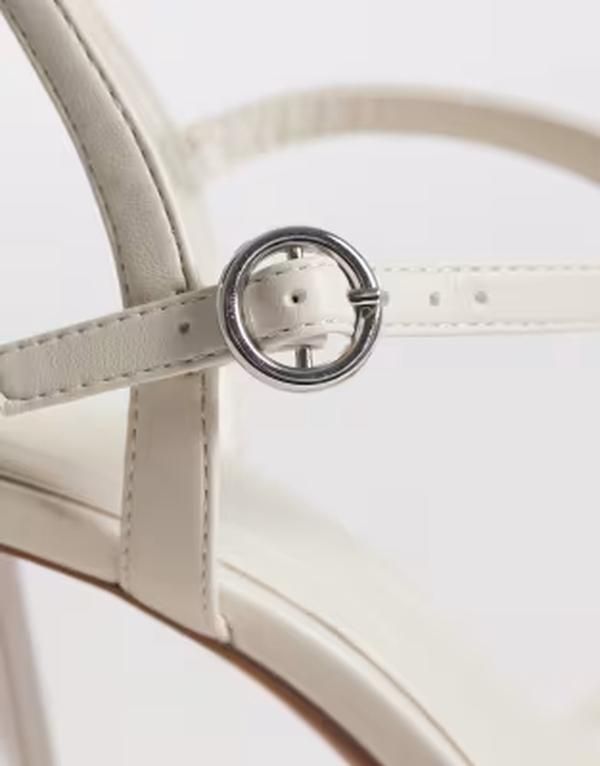 エイソス レディース シューズ サンダル ヒール ASOS DESIGN Heron knotted mid block heel sandals in offwhite オフホワイト