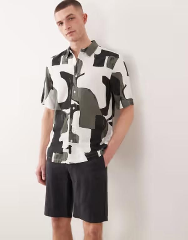 オンリーアンドサンズ メンズ トップス シャツ プリント リネン ONLY SONS linen blend short sleeve shirt abstract print Jet Black ブラック