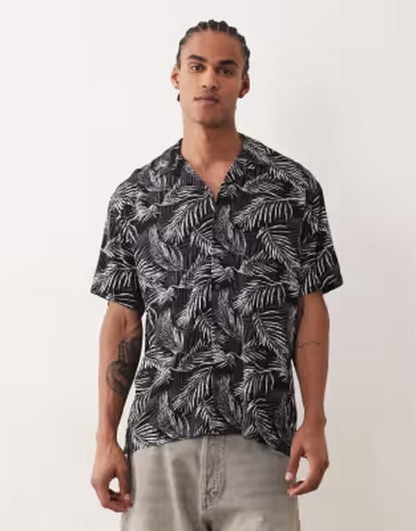 ジャック アンド ジョーンズ メンズ トップス シャツ プリント Jack Jones Jeff short sleeve shirt palm tree print Black ブラック