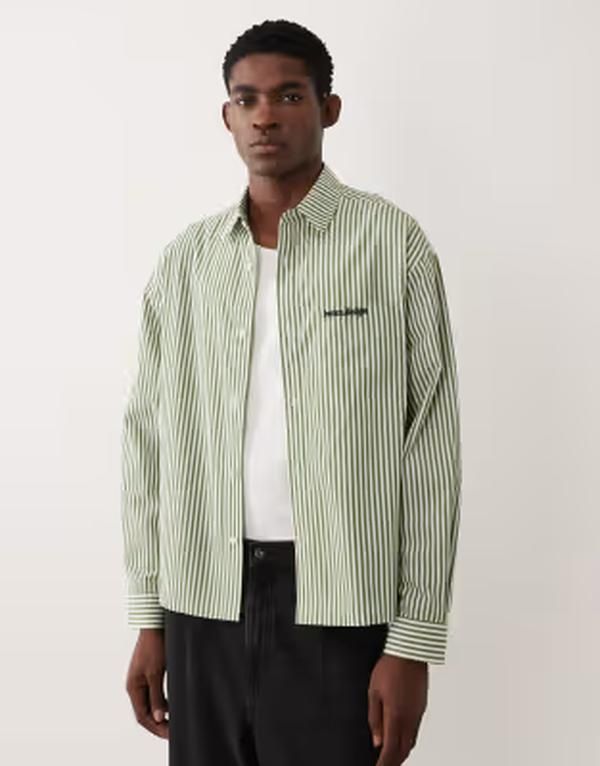 エイソス メンズ トップス シャツ ASOS DESIGN boxy oversized pinstriped shirt with pocket embroidery GREEN グリーン