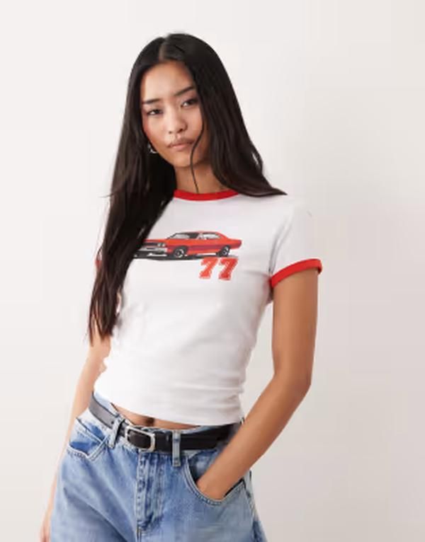 エイソス レディース トップス Tシャツ グラフィック ASOS DESIGN Ringer baby tee with 77 car graphic and PRINT ホワイト