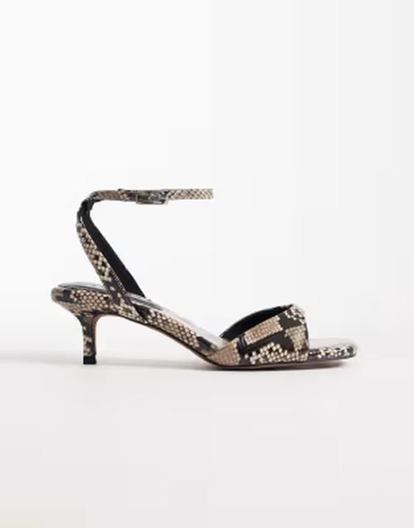 エイソス レディース シューズ サンダル ヒール ASOS DESIGN Heartfelt barely there kitten heel sandals in snake