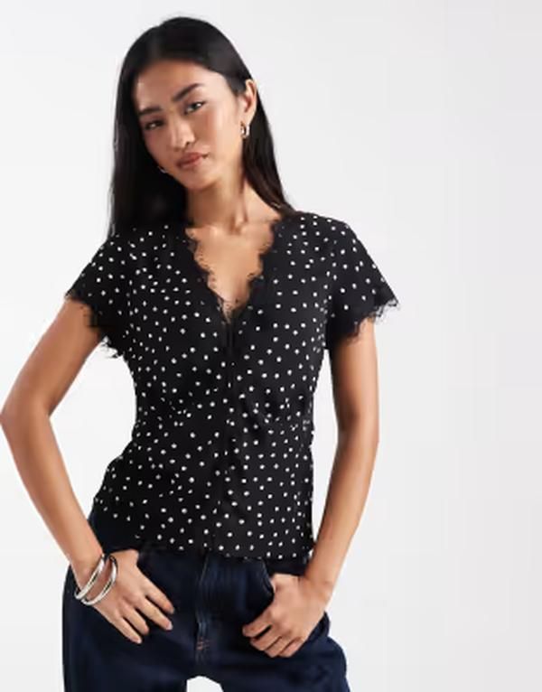 エイソス レディース トップス シャツ ドット柄 レーストリム ドット ブラウス レース ASOS DESIGN lace trim tea blouse polka dot Black Polka Dot ブラック