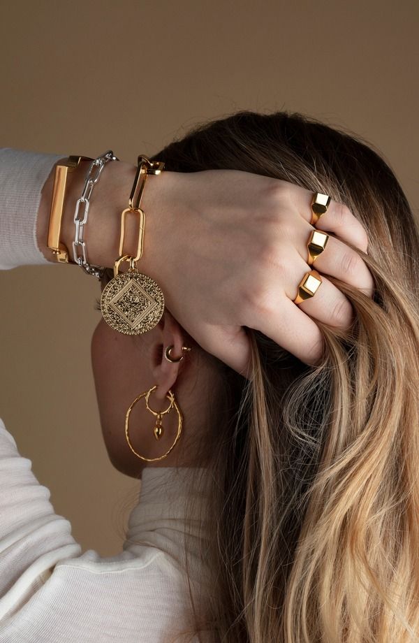 モニカヴィナダー レディース アクセサリー 指輪 Monica Vinader Signature Signet Ring Yellow Gold イエロー モニカヴィナダー レディース アクセサリー 指輪 Monica Vinader Signature Signet Ring Yellow Gold イエロー
