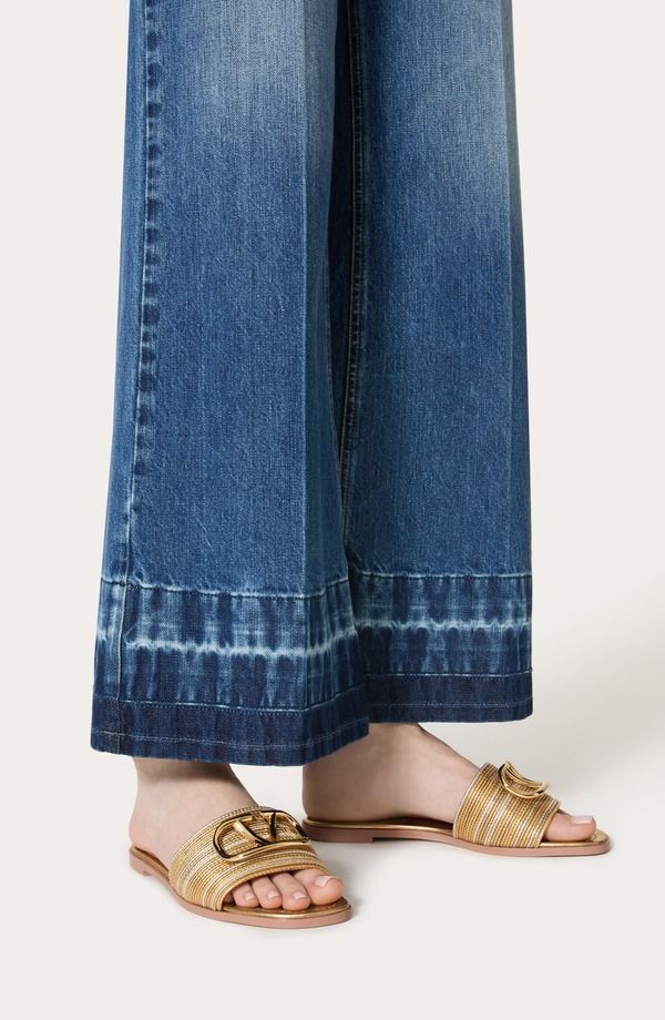 ヴァレンティノ レディース シューズ サンダル ロゴ Valentino Garavani VLOGO Signature Slide Sandal Star Gold Multicolor ゴールド ヴァレンティノ レディース シューズ サンダル ロゴ Valentino Garavani VLOGO Signature Slide Sandal Star Gold Multicolor ゴールド