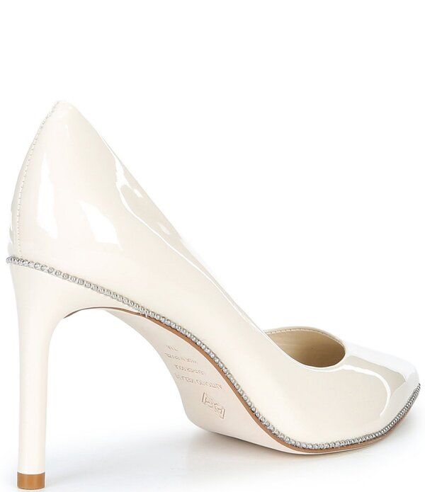 アントニオ メラーニ レディース シューズ ヒール レザー Antonio Melani Kelly Patent Leather Ball Chain Pointed Toe Pumpsweet Cream クリーム