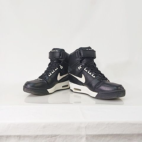 ナイキ NIKE エア レボリューション スカイハイ AIR REVOLUTION SKI HI