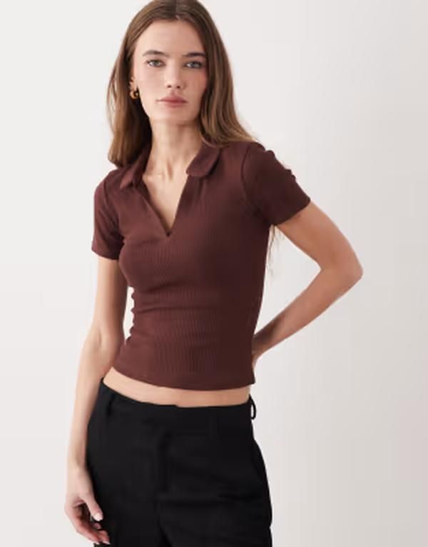 ミスセルフフリッジ レディース トップス シャツ リブニット Misselfridge fitted rib knit polo top with picot stitching in chocolate チョコレート